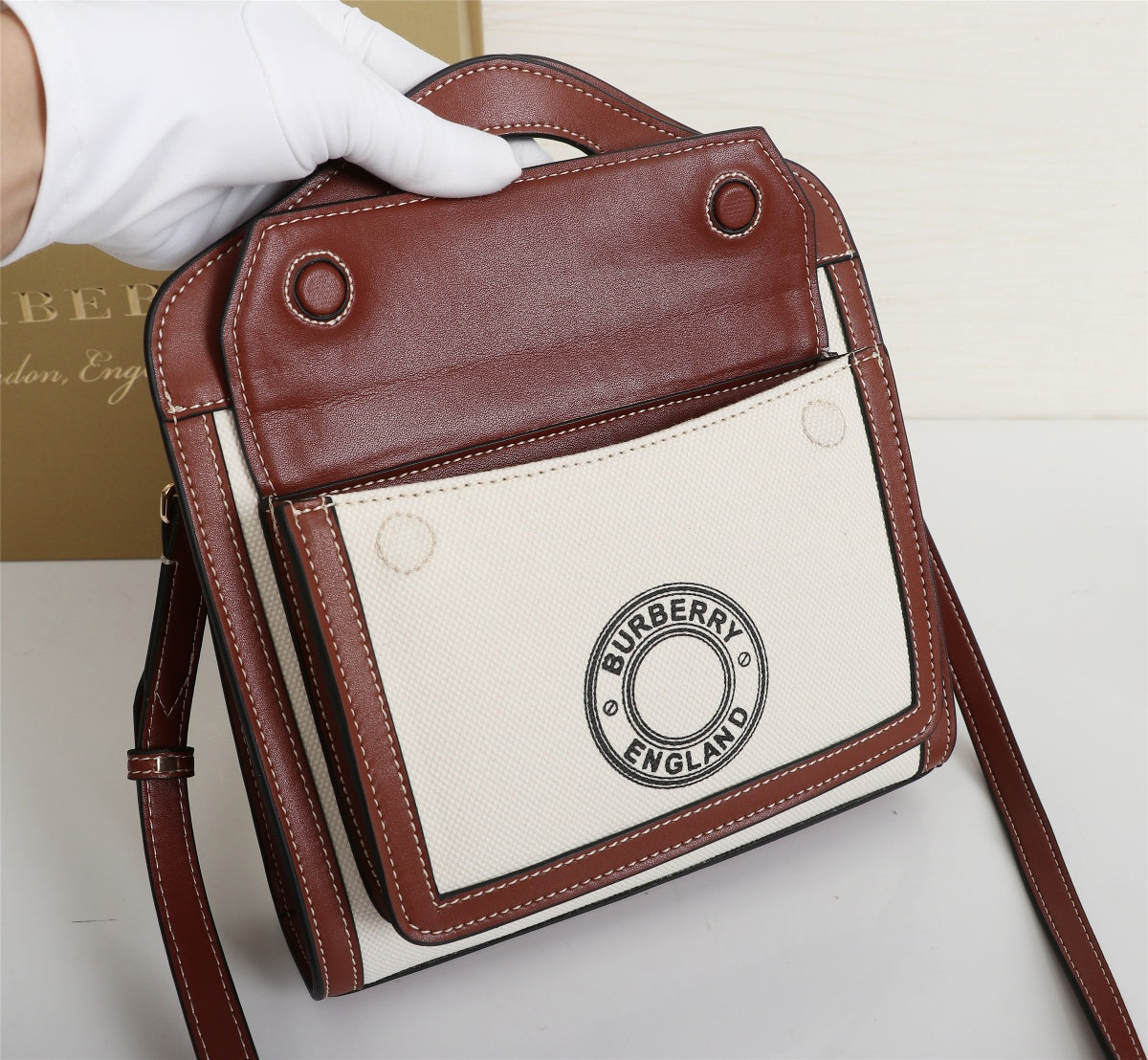 2XR300B  Fashionable  bag 