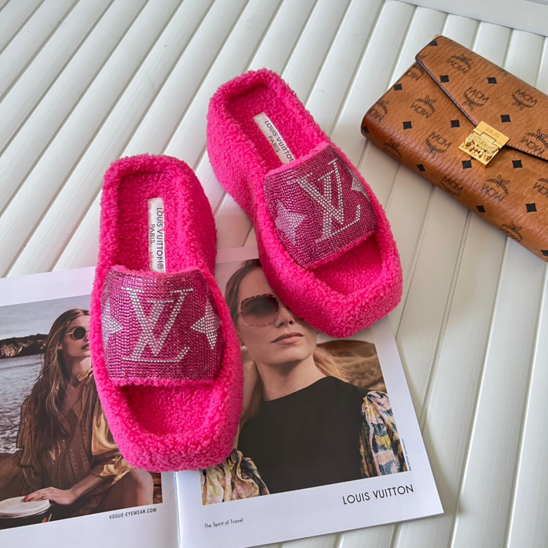 14E91Z  fashion Slippers