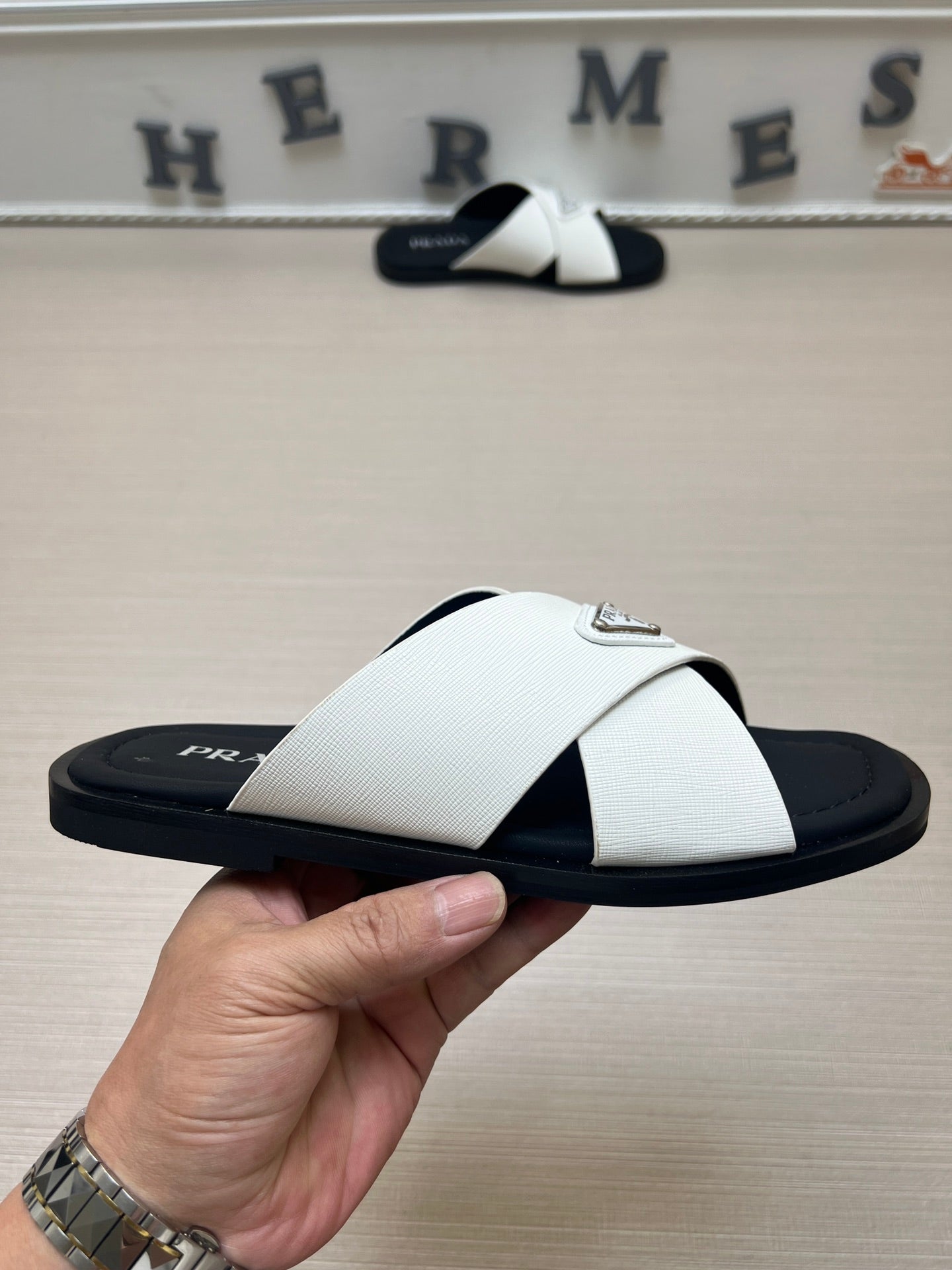 54PD71Z   fashion  slippers