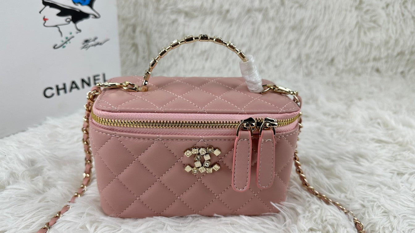 1XC377B  Fashionable leather bag 