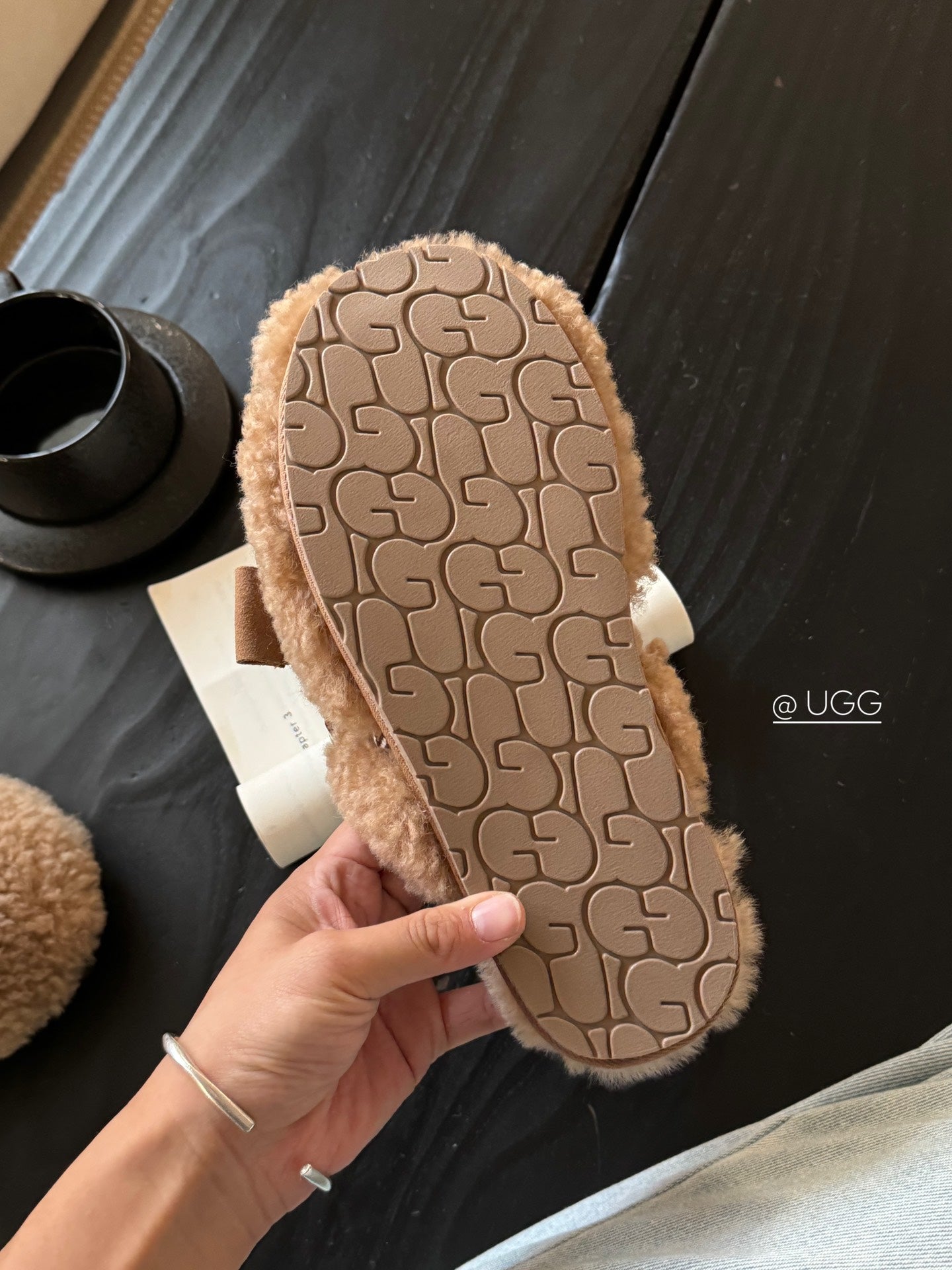 1JU11Z Fashion Slippers