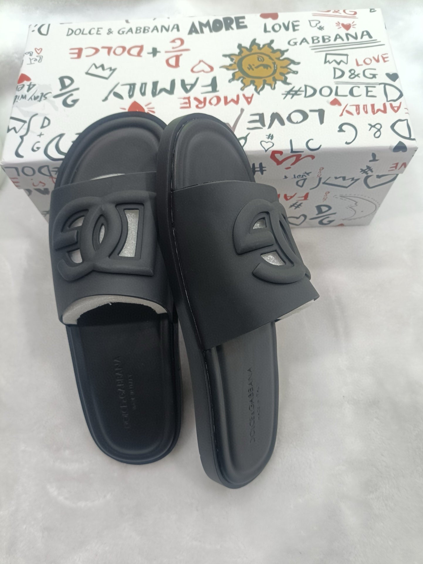 54A82Z   fashion  slippers