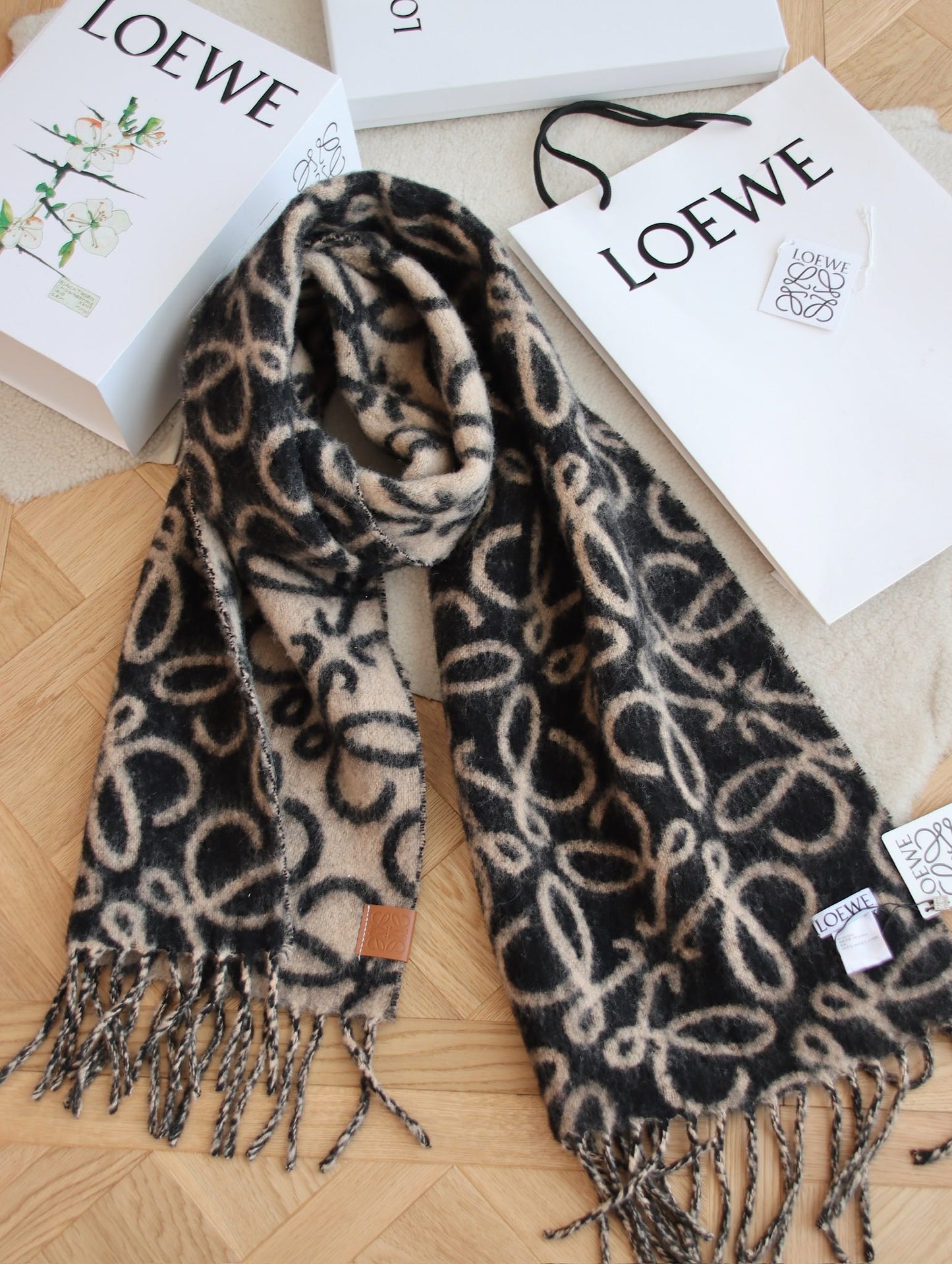 14A495W　 Fashion scarves