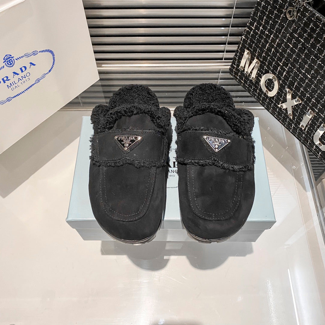 1JP5Z  Fashion Slippers