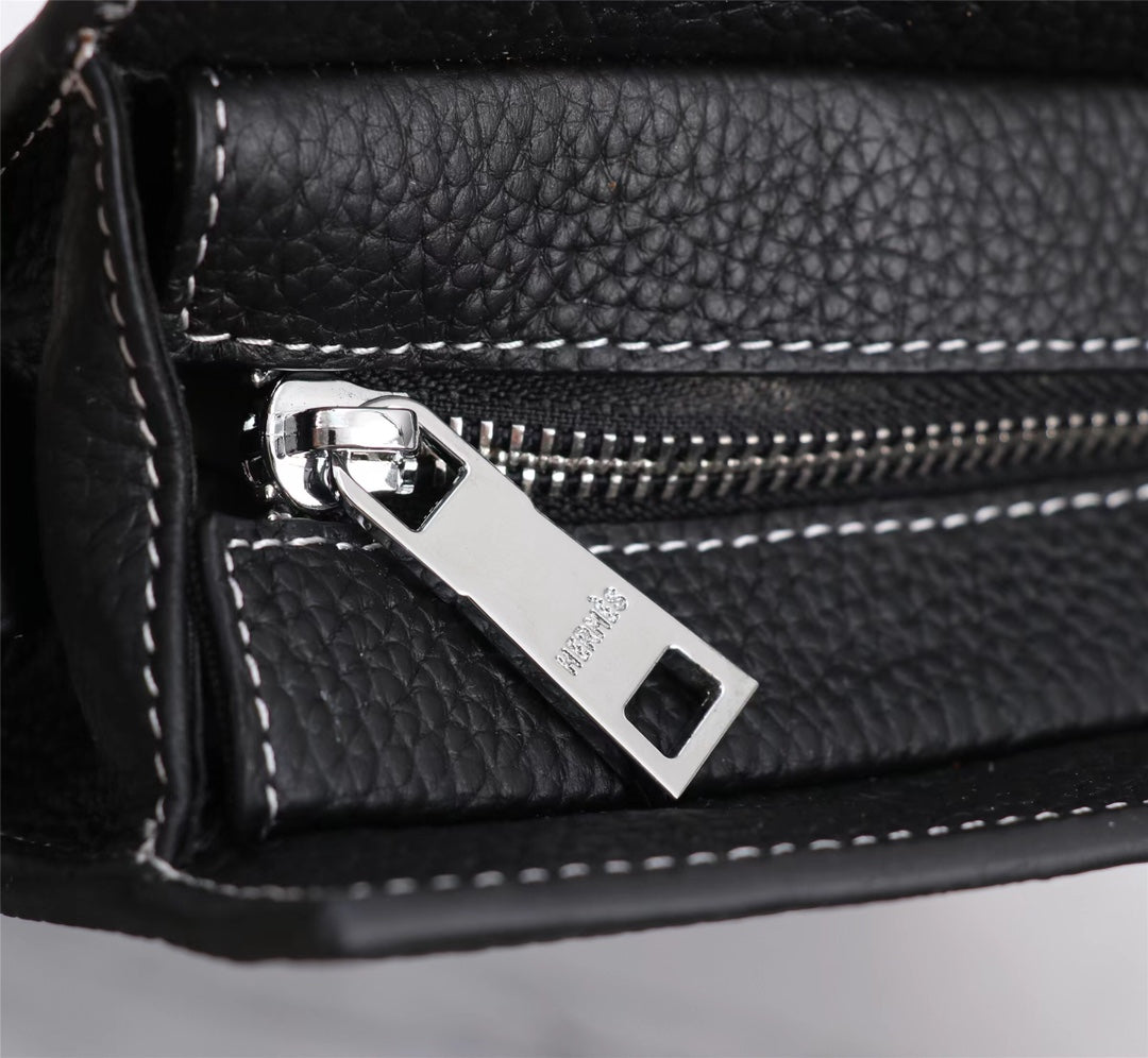 2XH304B  Fashionable leather bag 