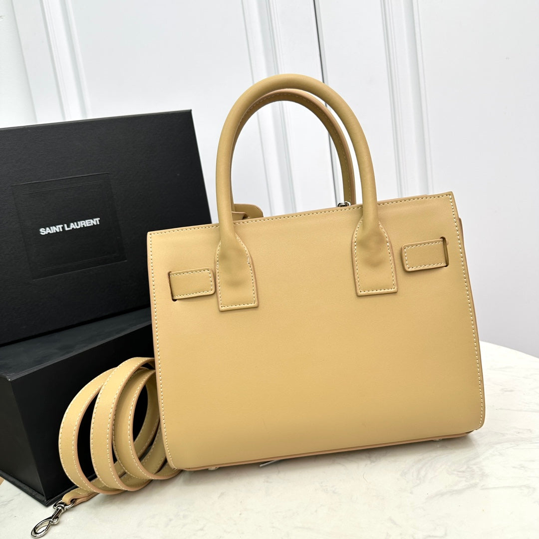 1XSL269B ( Fashionable leather bag )