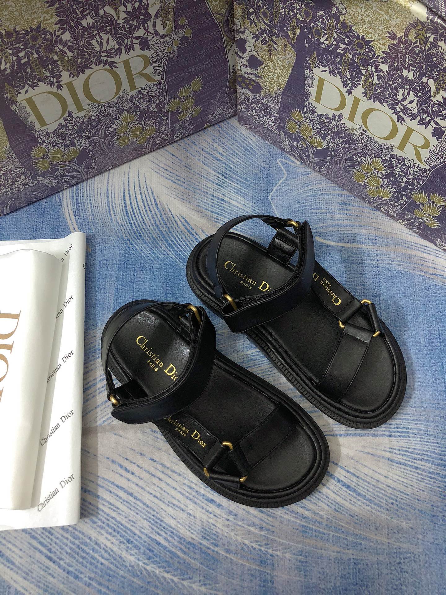 14D8Z   fashion sandals