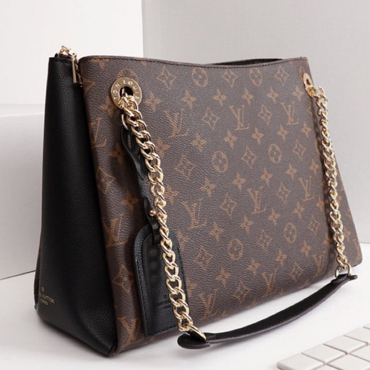 2E03B  Fashionable leather bag 