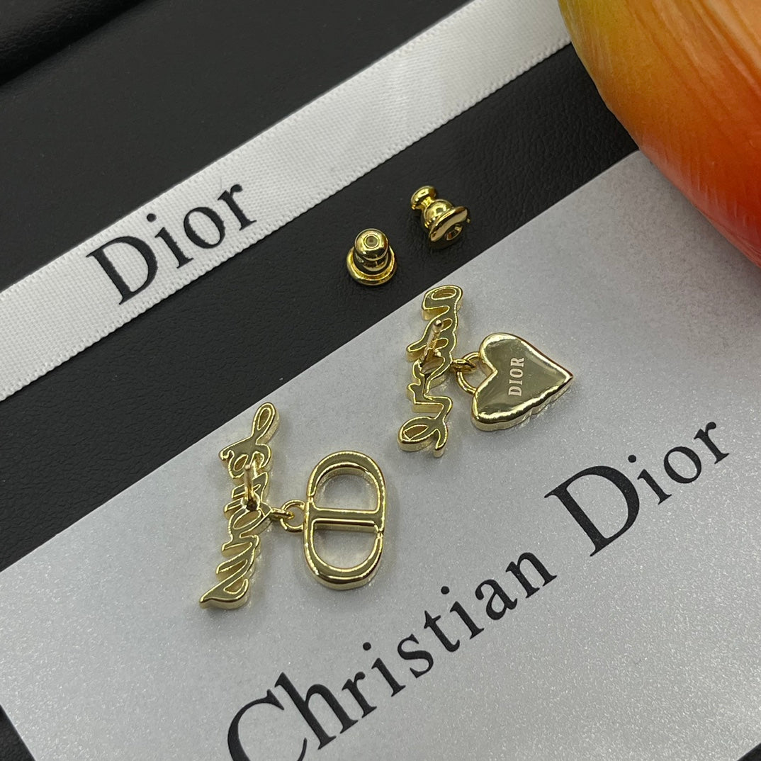 14D1075E   Fashion Earrings