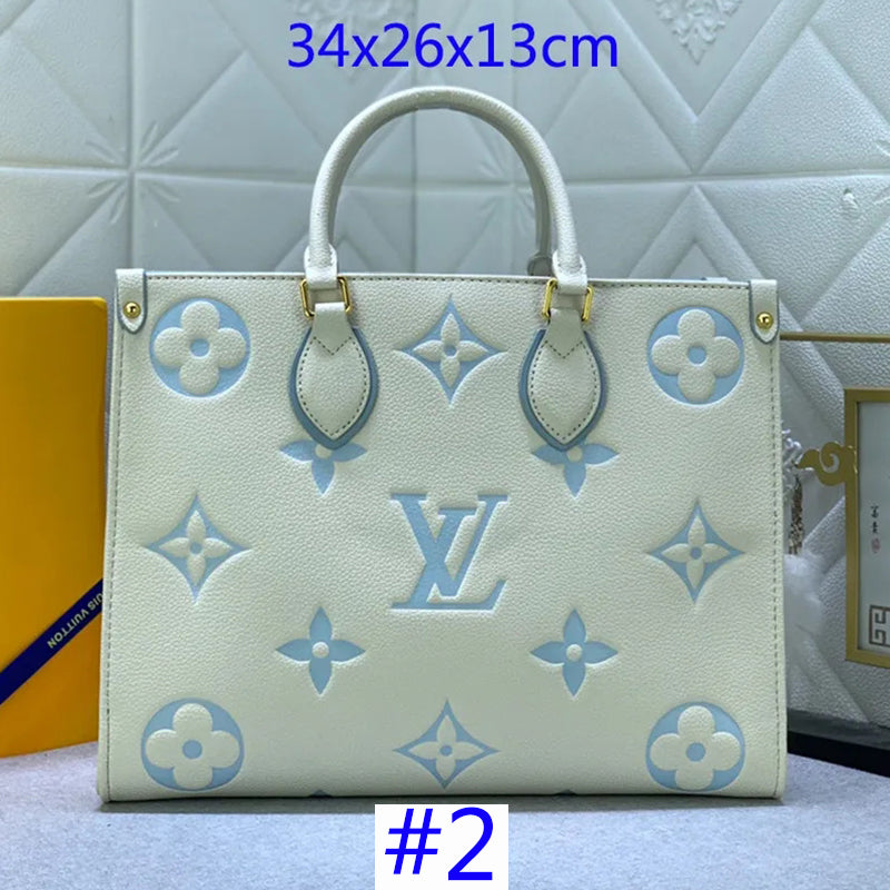 1XE279B  Fashionable leather bag 