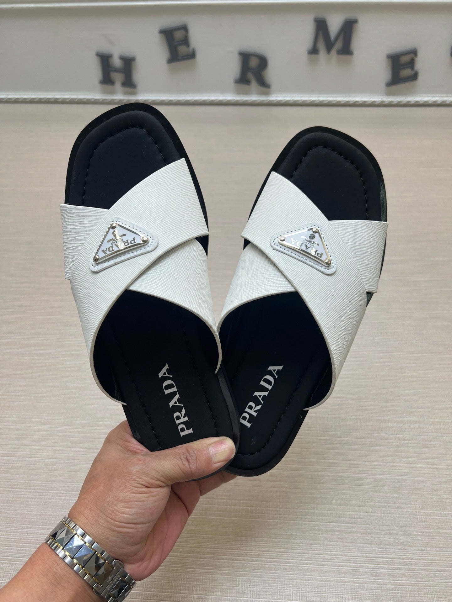 54PD71Z   fashion  slippers