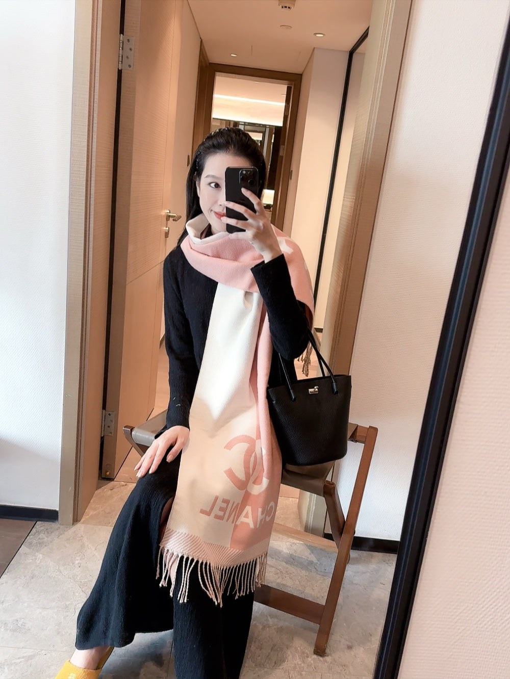 14C445W　 Fashion scarves