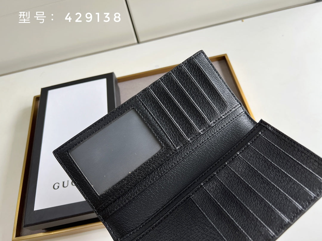 1XB381B  Fashionable leather wallets