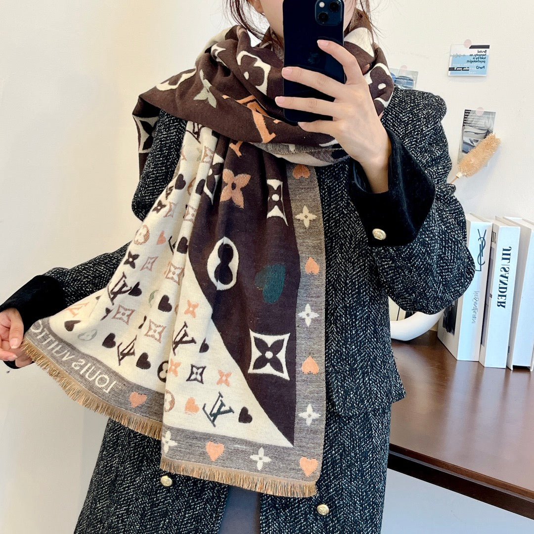 14E240W　 Fashion scarves