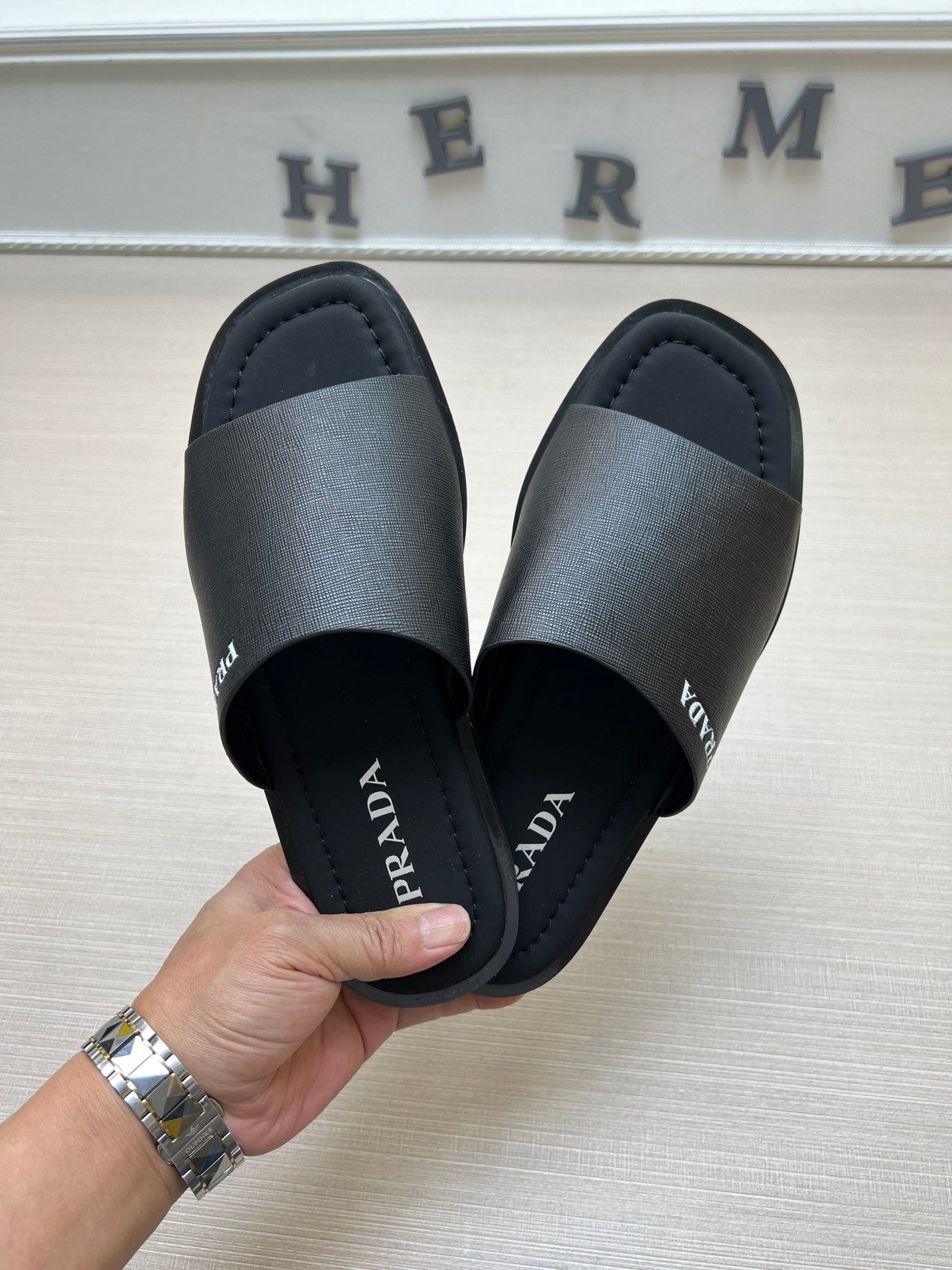 54PD72Z   fashion  slippers