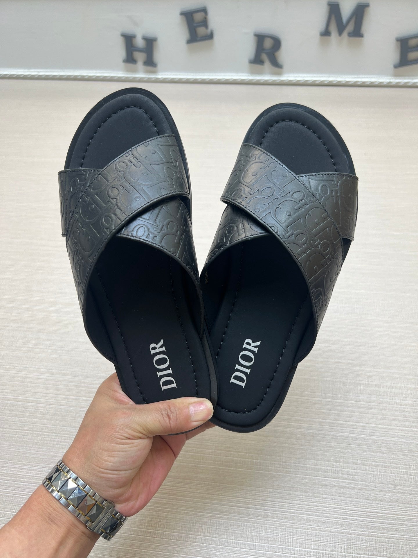 54D80Z    fashion  slippers