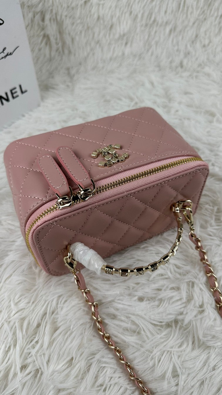 1XC377B  Fashionable leather bag 