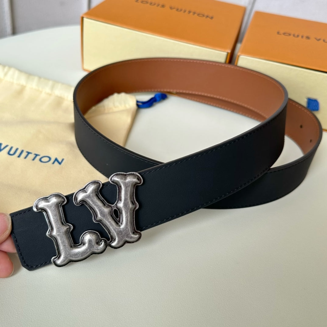 14E23P   (High quality leather belt With full package)