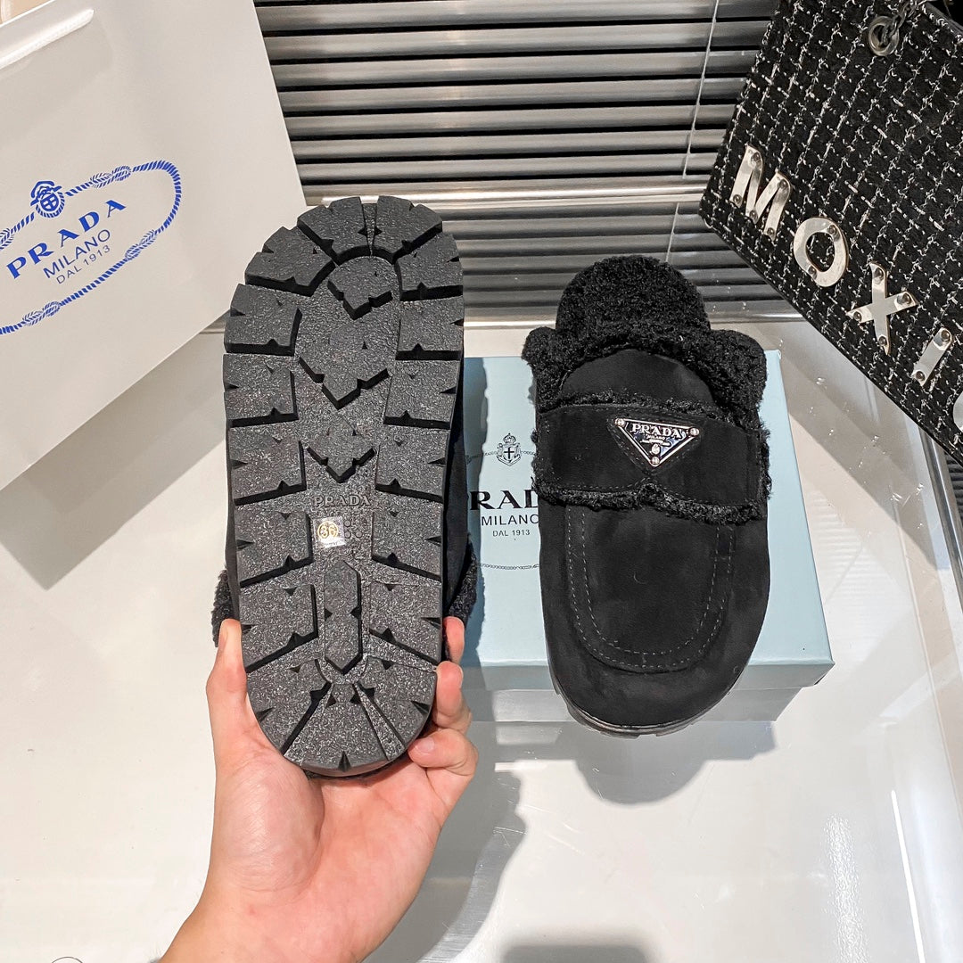 1JP5Z  Fashion Slippers