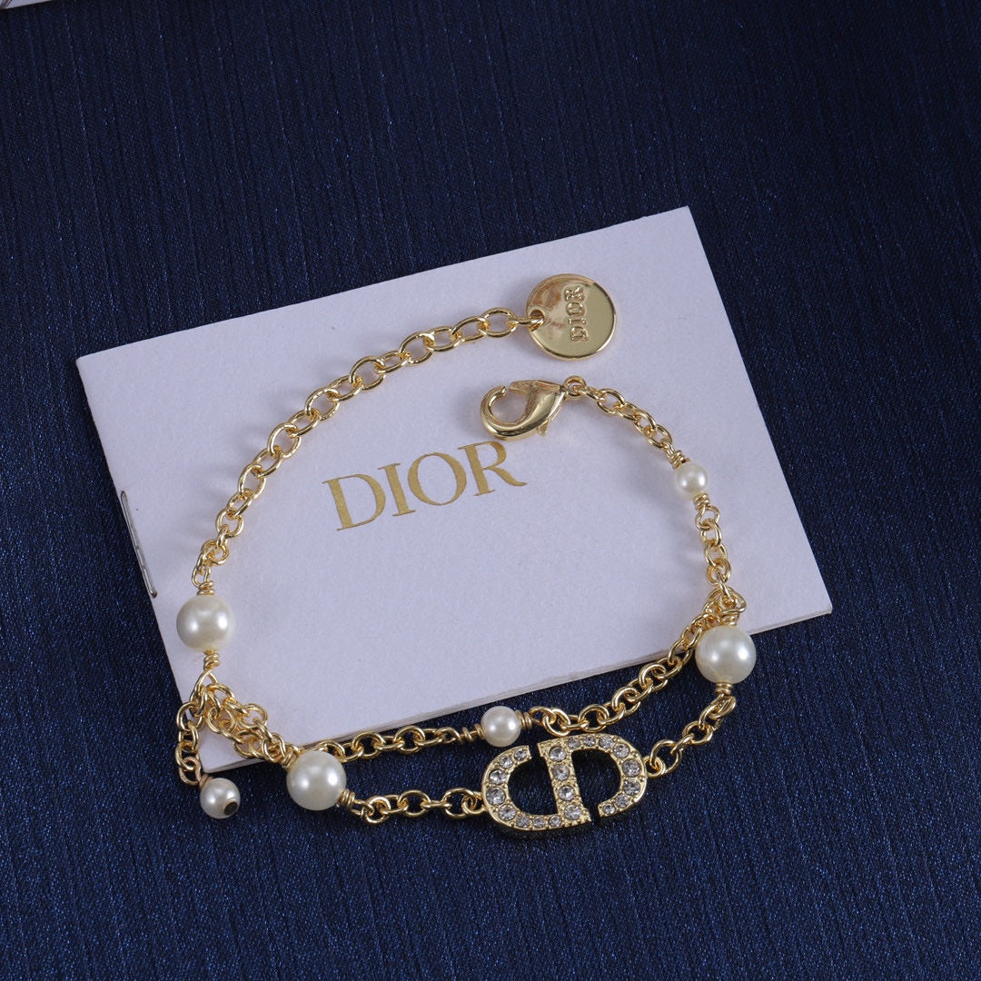 14D494K   Fashionable and high quality Bracelets