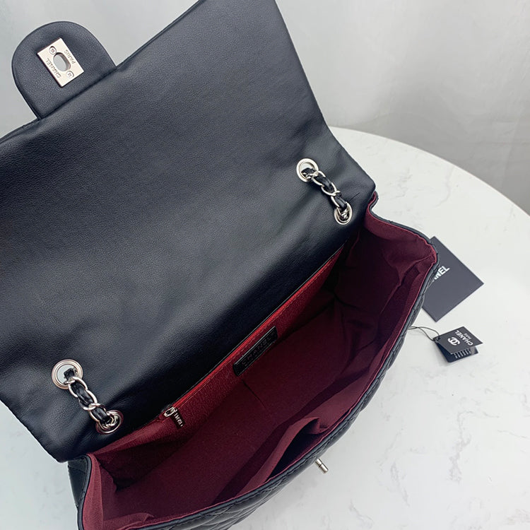 1C67B  Fashionable leather bag 